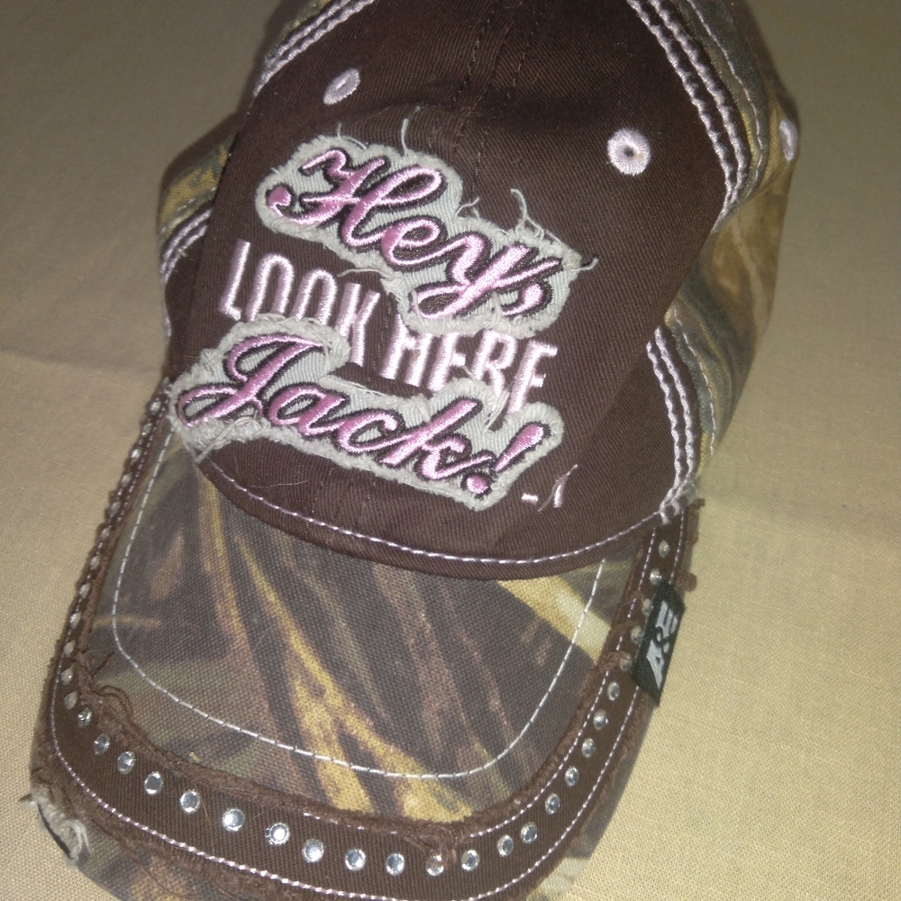 Duck dynasty womans hat
